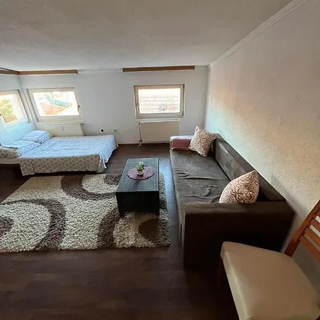 アパート Apartman Allma *